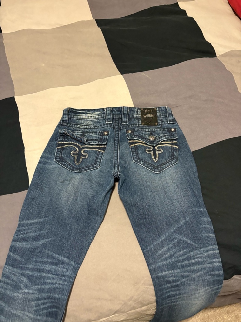 Men’s rock revival straight jeans